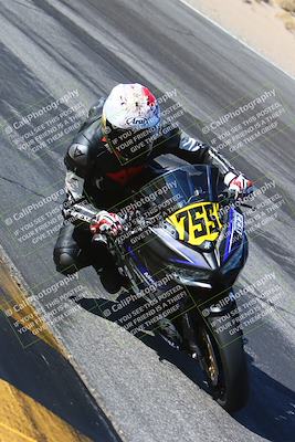 media/Dec-05-2024-Racers Edge (Thu) [[e102e0690b]]/3-B Group/Session 2 (Turn 12 Inside)/